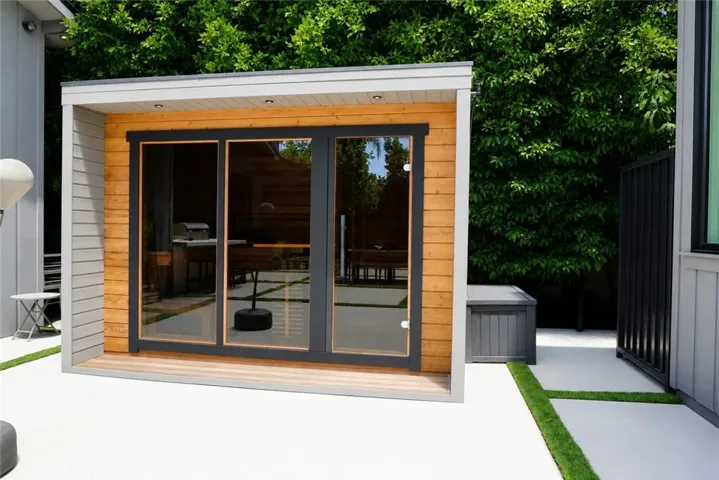 Walk-In Sauna