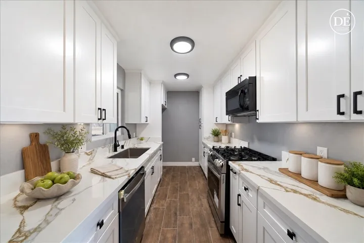 Virtual Staging