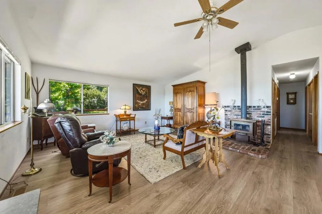 3401 Riviera West Drive, Kelseyville, California 95451 — photo 4