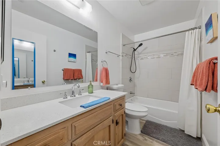 Upstairs Bathroom