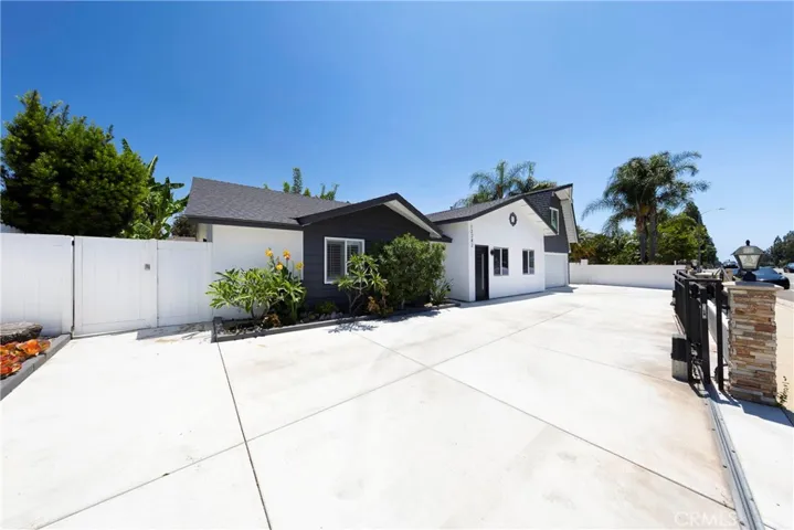 Front Driveway parking