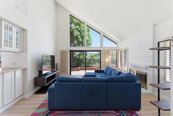1137 Brewley, Vista, California 92081