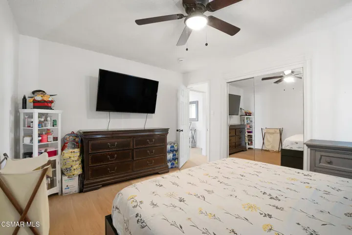 7859 Sancola Ave  -  HsHProd-25