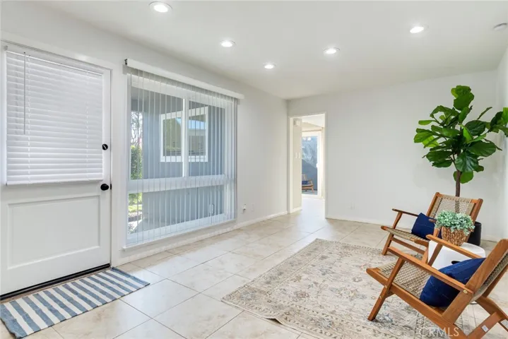 2408 Saratoga Way, Costa Mesa, California 92626