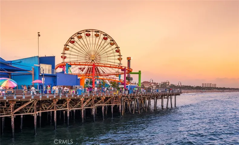 Santa Monica: The only local beachside amusement park