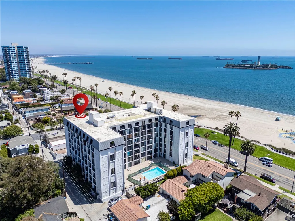 2601 E Ocean 807