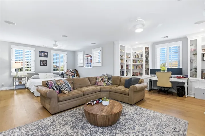 2nd story massive bonus room/guest suite