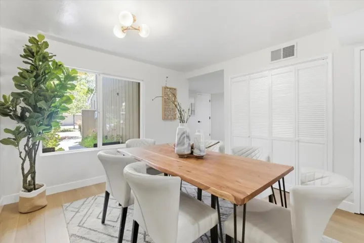 10157 Camberley Lane, Cupertino, California 95014