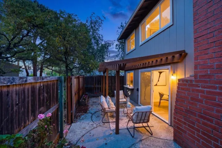 10157 Camberley Lane, Cupertino, California 95014