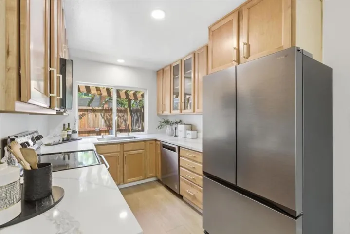 10157 Camberley Lane, Cupertino, California 95014