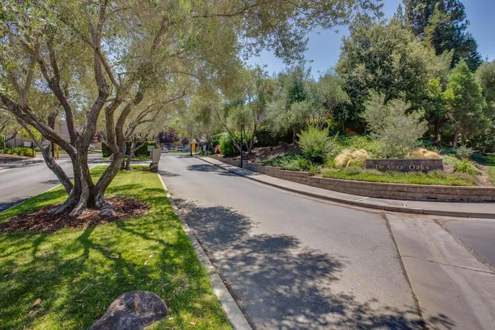 10157 Camberley Lane, Cupertino, California 95014