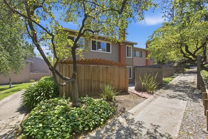 10157 Camberley Lane, Cupertino, California 95014