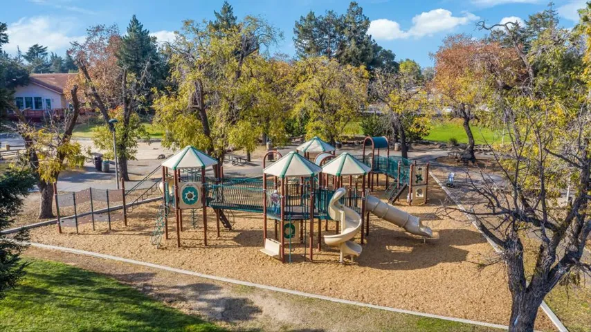 10157 Camberley Lane, Cupertino, California 95014