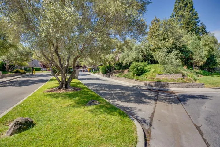 10157 Camberley Lane, Cupertino, California 95014