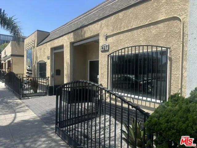 FRONT VIEW 2