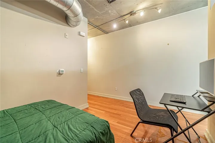 645 W 9th 301, Los Angeles, California 90015