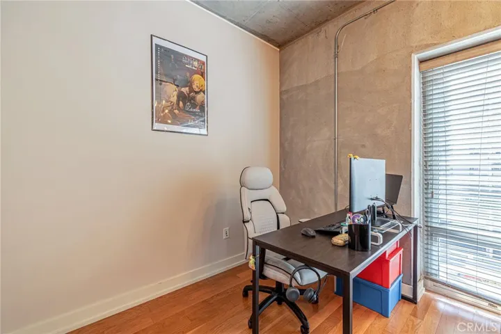 645 W 9th 301, Los Angeles, California 90015