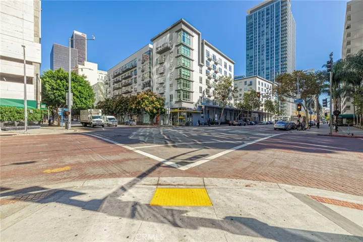 645 W 9th 301, Los Angeles, California 90015