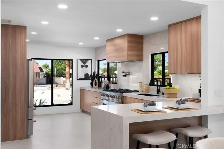 1975 E Mark Leslie, Palm Springs, California 92264