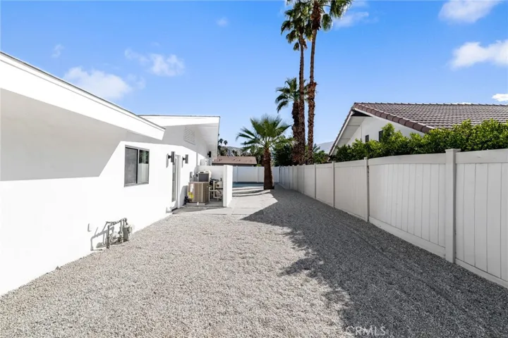 1975 E Mark Leslie, Palm Springs, California 92264