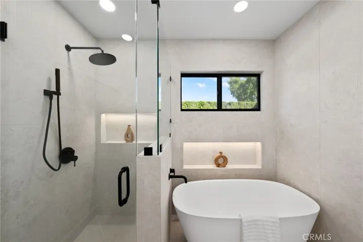 1975 E Mark Leslie, Palm Springs, California 92264