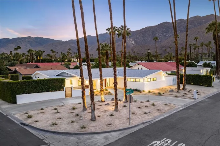 1975 E Mark Leslie, Palm Springs, California 92264