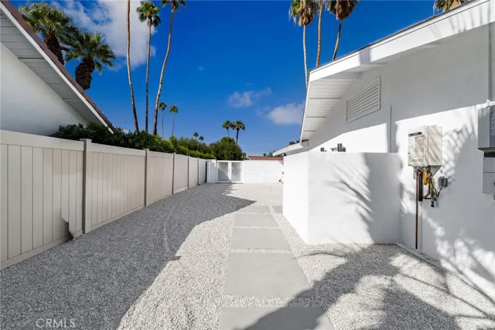 1975 E Mark Leslie, Palm Springs, California 92264