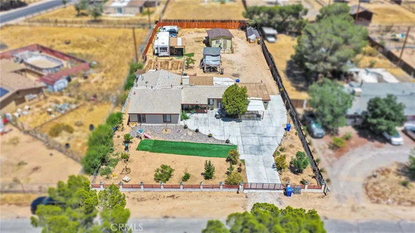 21998 Biloxi Road, Apple Valley, California 92307