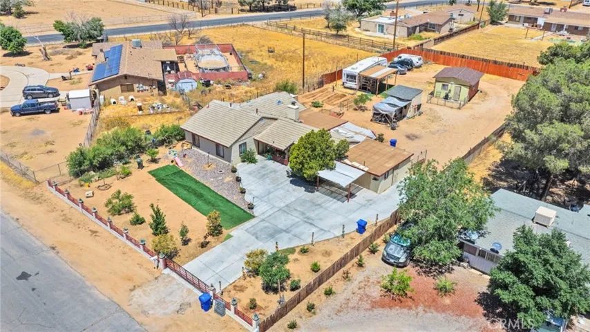 21998 Biloxi Road, Apple Valley, California 92307