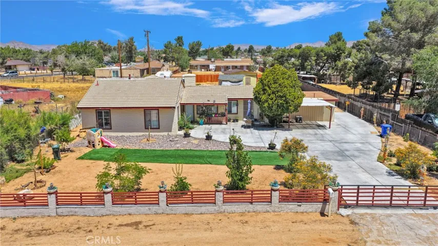 21998 Biloxi Road, Apple Valley, California 92307