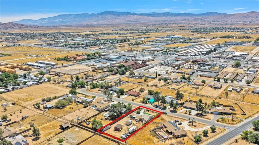 21998 Biloxi Road, Apple Valley, California 92307