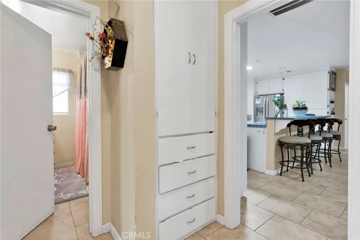 21998 Biloxi Road, Apple Valley, California 92307