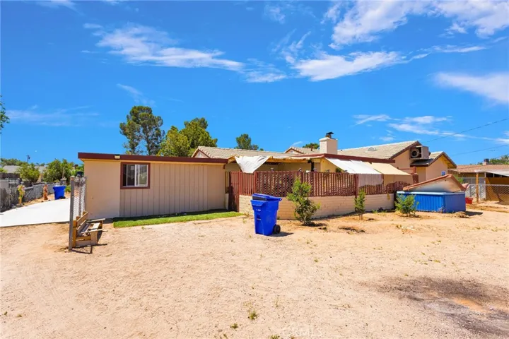 21998 Biloxi Road, Apple Valley, California 92307
