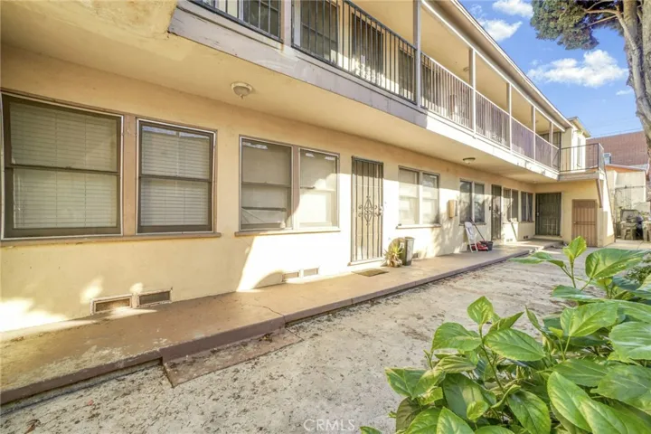 1922 Locust, Long Beach, California 90806