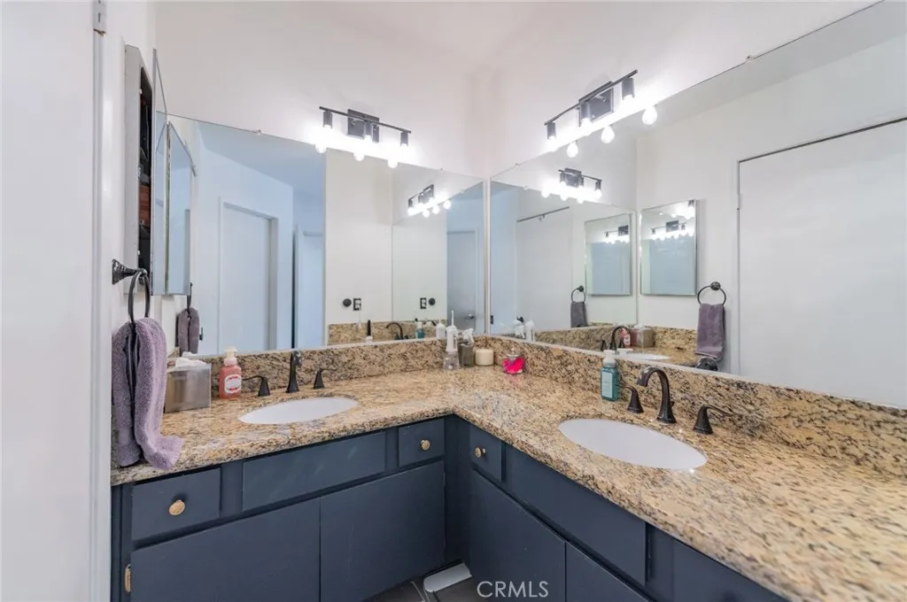 Upgraded primary bath