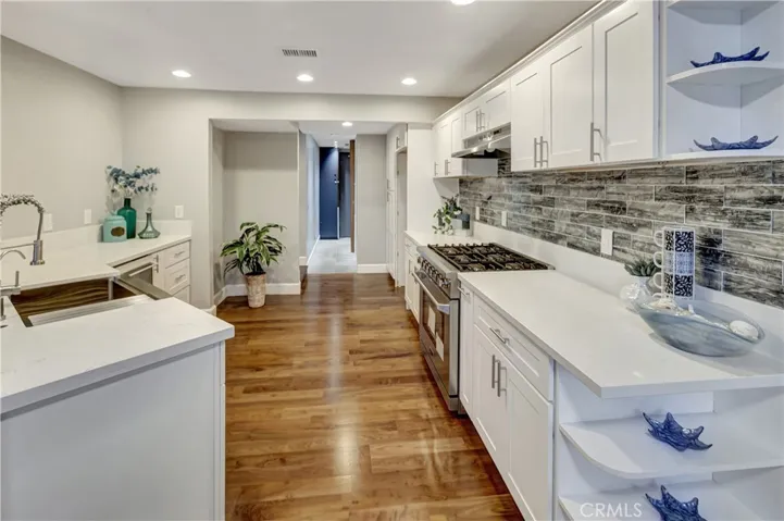 Another view of kitchen