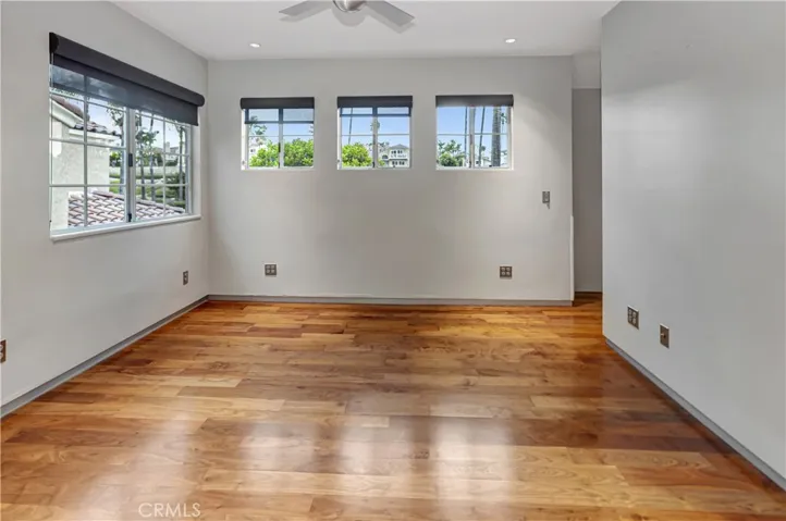 2nd level bedroom