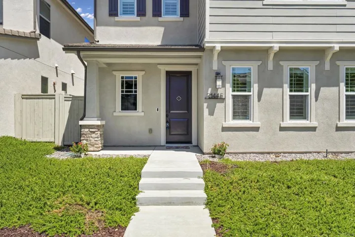 21445 Trail Ridge Drive, Escondido, California 92029