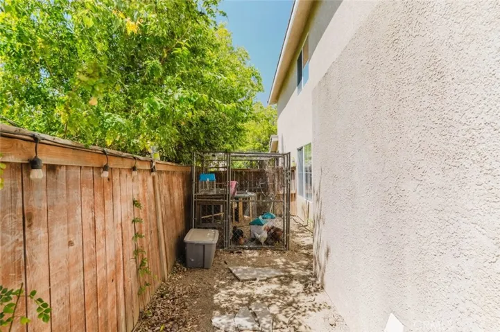 32480 The Old Road, Castaic, California 91384