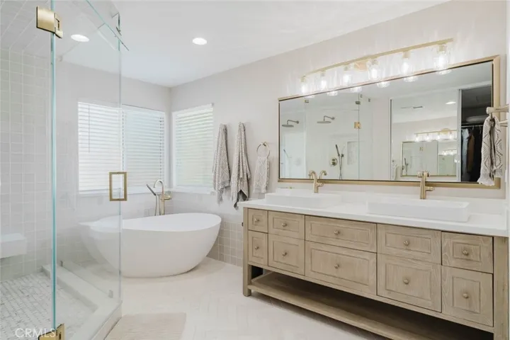 Primary En-Suite