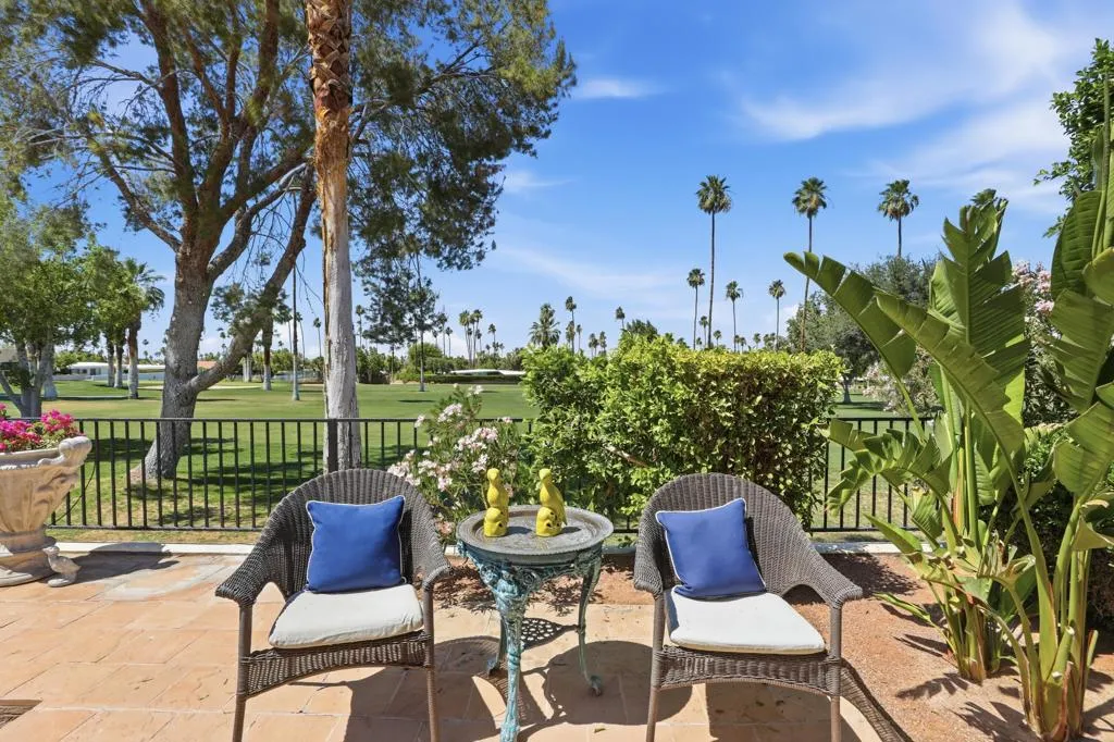 85-Back View