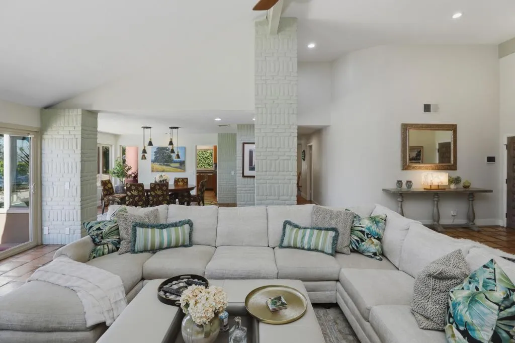 36-Living Room