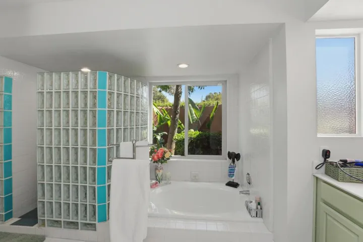 59-Bathroom