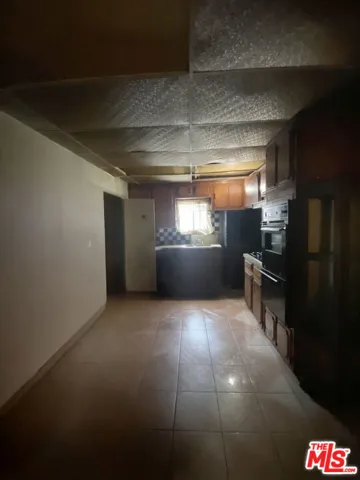 142 W 85th Street, Los Angeles, California 90003