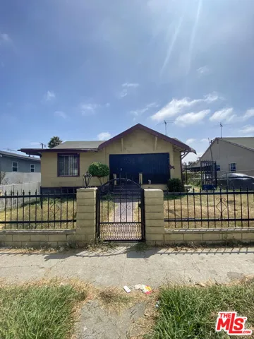 142 W 85th Street, Los Angeles, California 90003
