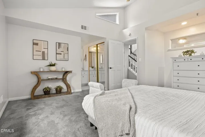 41-web-or-mls-UpmarketMedia_2835Har-126