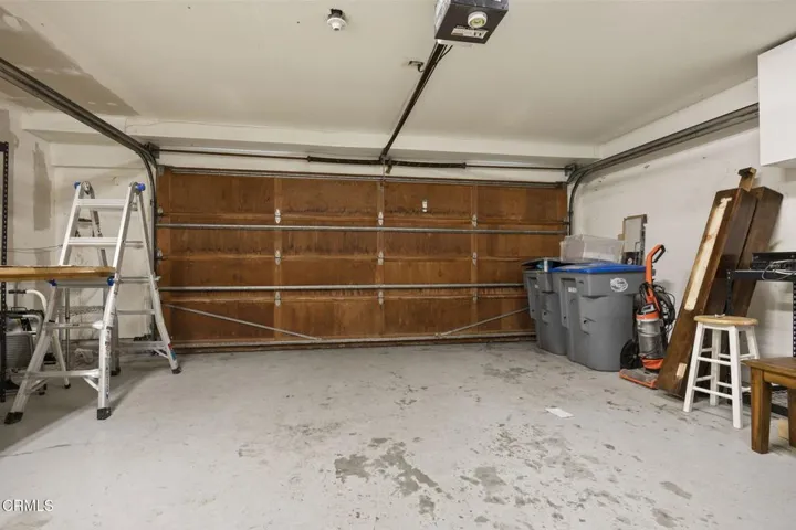 60-web-or-mls-UpmarketMedia_2835Har-179