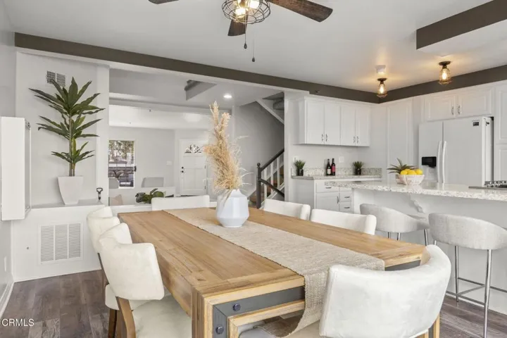 18-web-or-mls-UpmarketMedia_2835Har-51