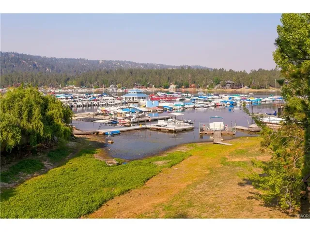 39697 Lake Drive, Big Bear, California 92315