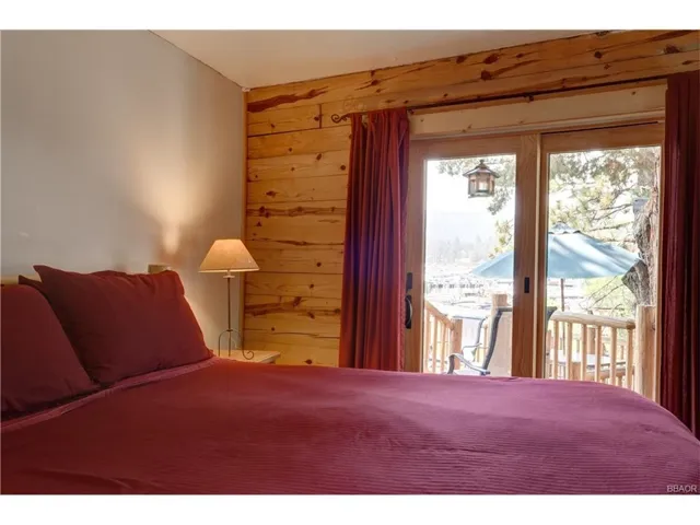 39697 Lake Drive, Big Bear, California 92315